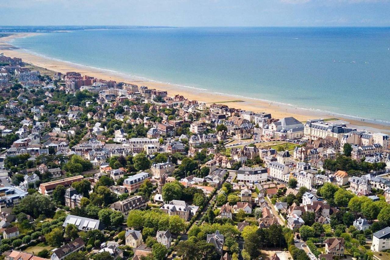 Charmant 2 pièces à 500 m des plages et du centre Cabourg Exterior foto